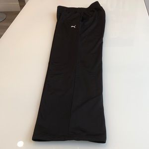 Women’s Black Puma Sweatpants Size L
